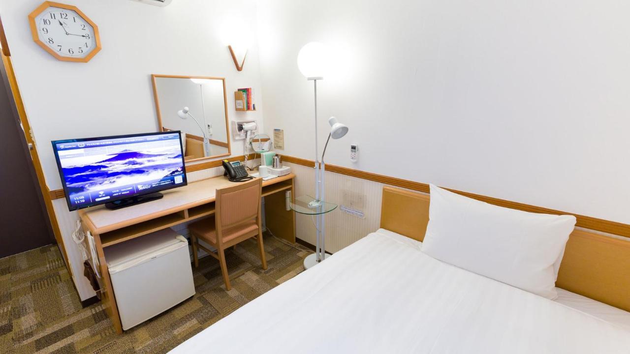 Toyoko Inn Tokyo Tozai-Sen Nishi-Kasai Exteriör bild