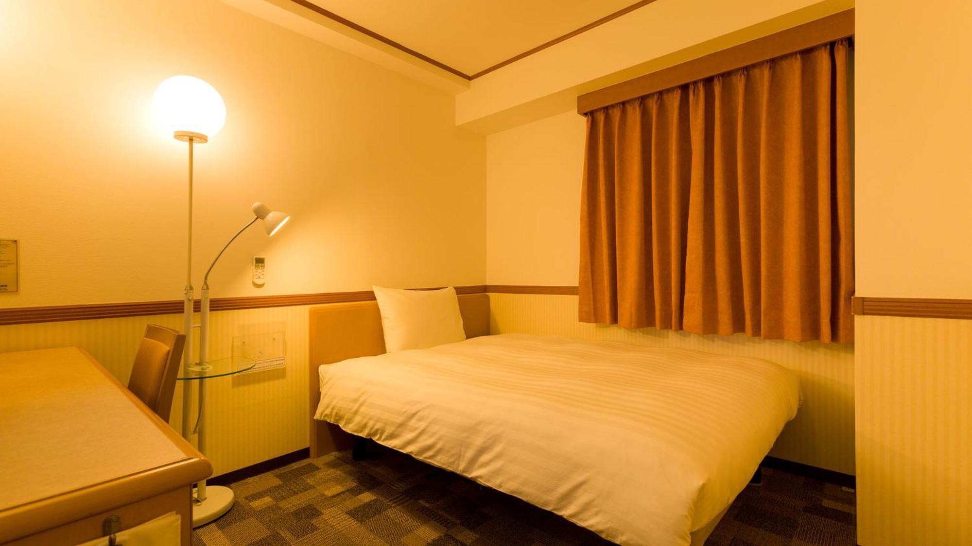 Toyoko Inn Tokyo Tozai-Sen Nishi-Kasai Rum bild