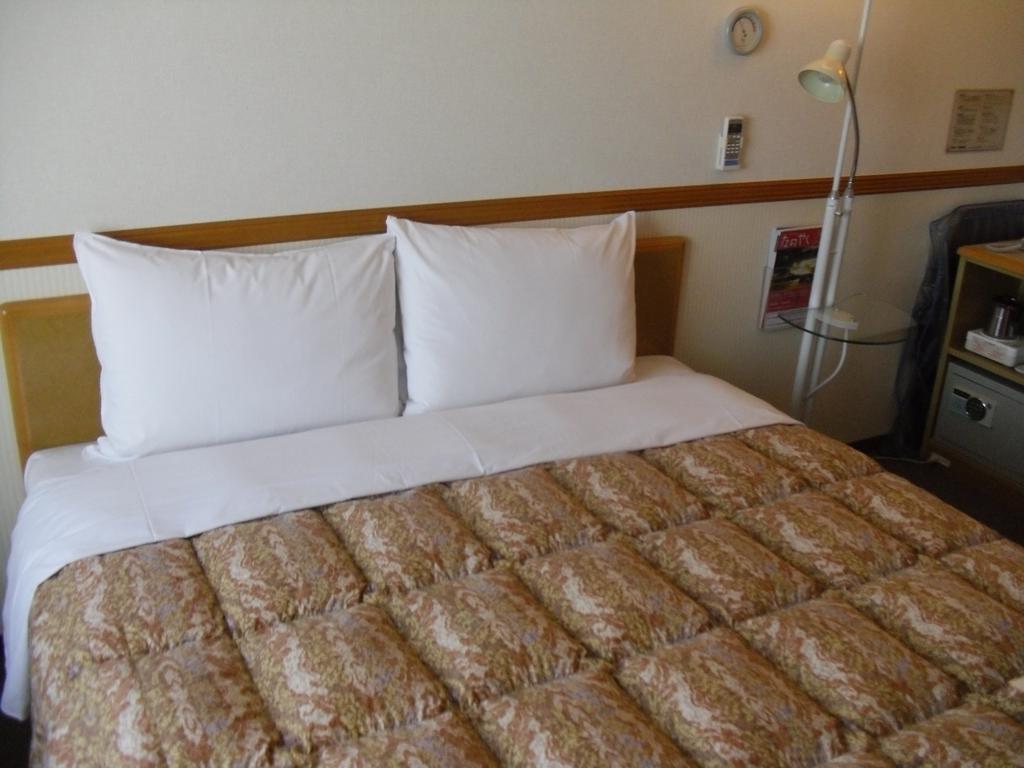 Toyoko Inn Tokyo Tozai-Sen Nishi-Kasai Exteriör bild
